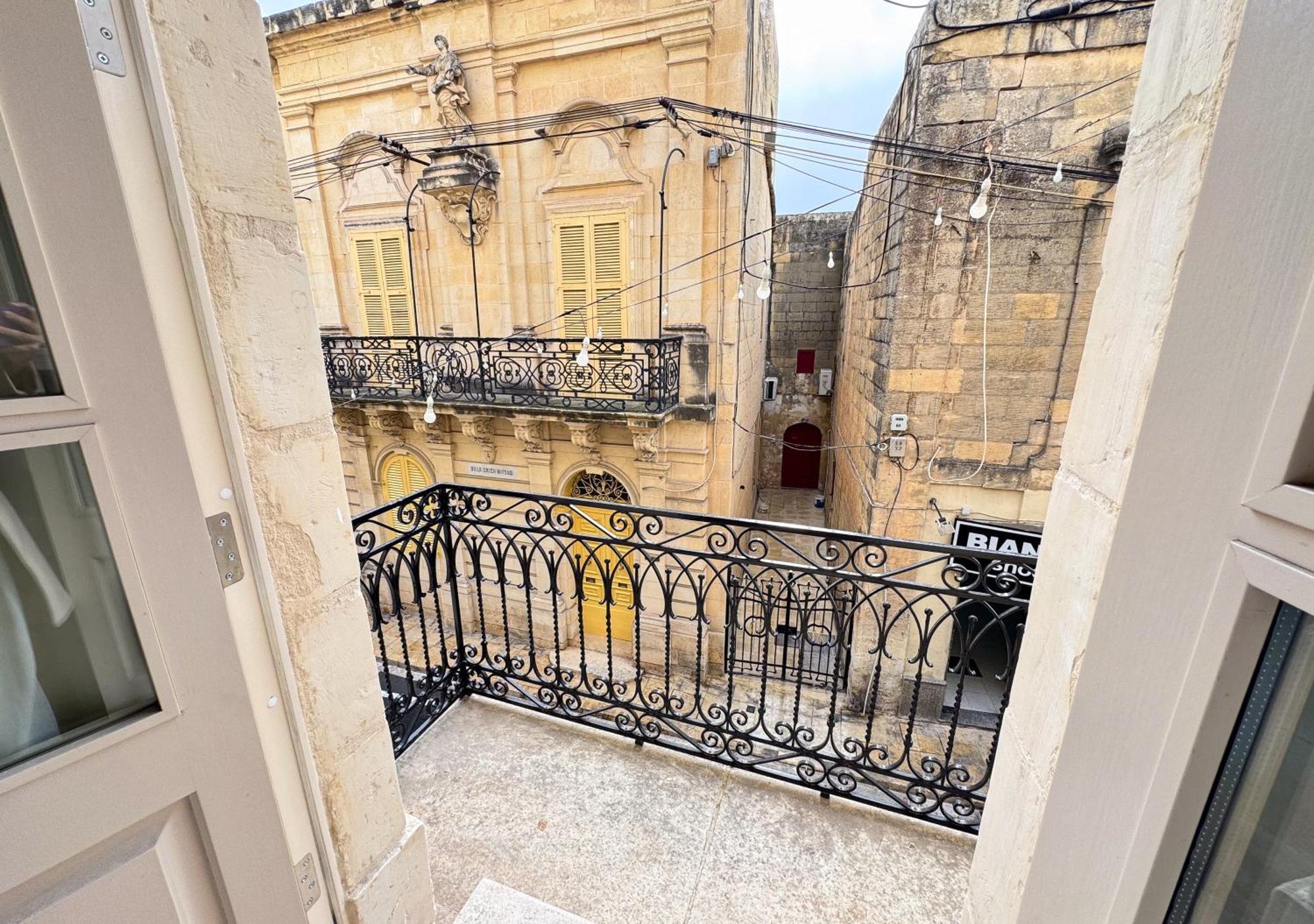 Mosta Stays By Zzzing Εξωτερικό φωτογραφία